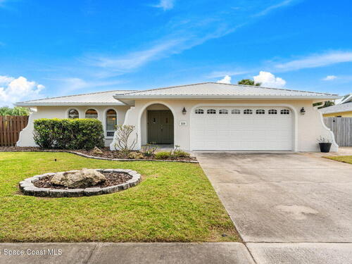 509 W Amherst Circle, Satellite Beach, FL 32937