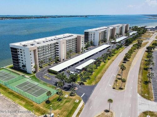 200 S Sykes Creek Parkway, Merritt Island, FL 32952