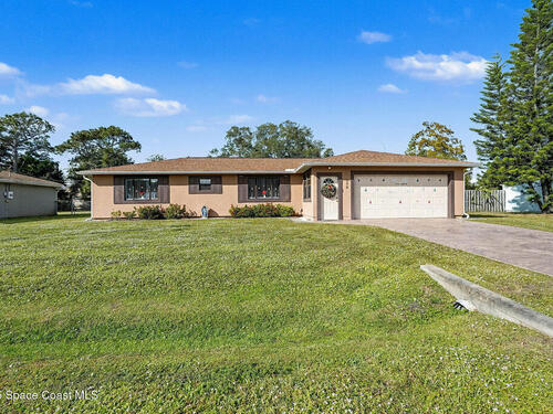 772 Aragon Avenue NE, Palm Bay, FL 32905