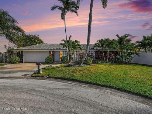 456 Carmine Drive, Cocoa Beach, FL 32931