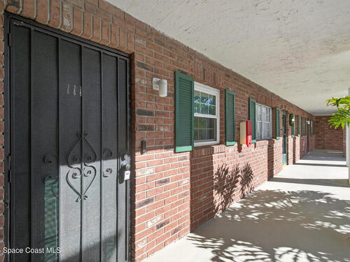 1880 Knox Mcrae, Titusville, FL 32780