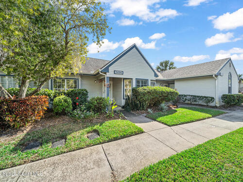 5090 Park Lake Drive, Melbourne, FL 32901