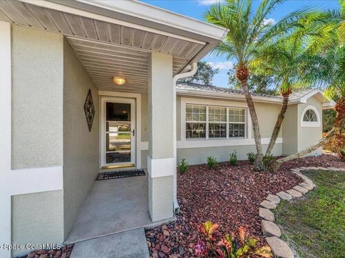 203 Twin Lakes Road, Melbourne, FL 32901