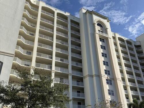 5 Indian River Avenue, Titusville, FL 32796