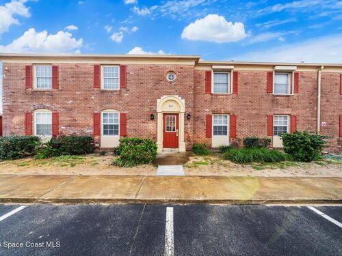 913 S Colonial Court, Indian Harbour Beach, FL 32937