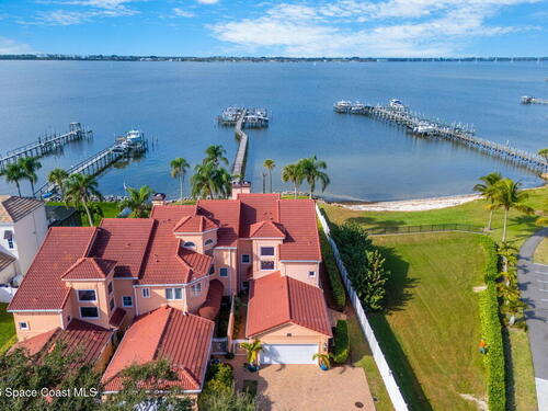 252 Seaview Street, Melbourne Beach, FL 32951