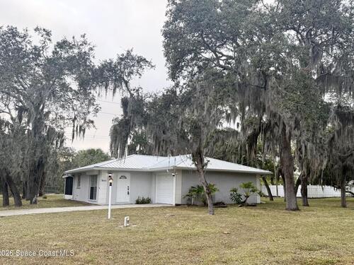 9840 Honeysuckle Drive, Sebastian, FL 32976