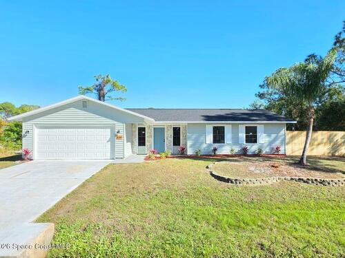 839 Carnation Avenue SE, Palm Bay, FL 32909