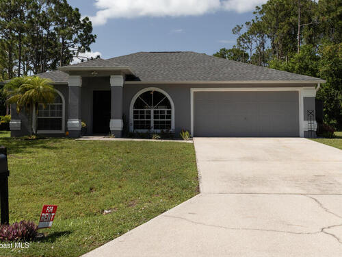 1572 Holbrook Road NW, Palm Bay, FL 32907
