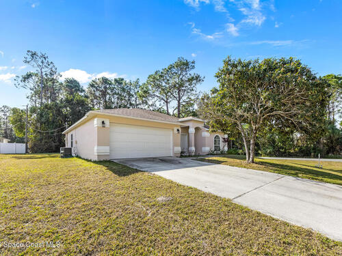 1596 Holbrook Road NW, Palm Bay, FL 32907