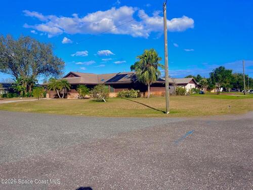 565 Heather Avenue NE, Palm Bay, FL 32907