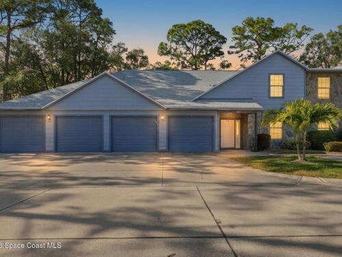 9042 York Lane, West Melbourne, FL 32904