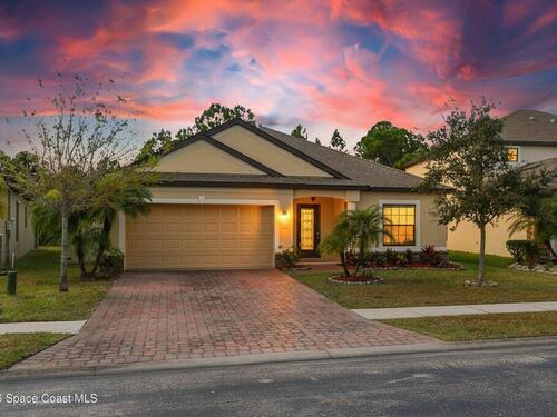 644 Dillard Drive SE, Palm Bay, FL 32909