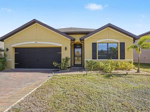 578 Old Country Road South E, Palm Bay, FL 32909