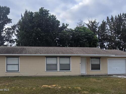 752 Gelaso Street SW, Palm Bay, FL 32908