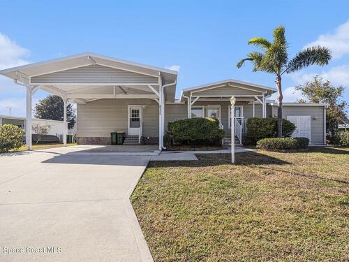812 Wren Circle, Barefoot Bay, FL 32976