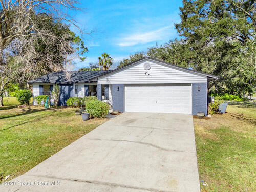 982 Pebble Avenue NE, Palm Bay, FL 32907