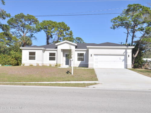 1043 Walden Boulevard SE, Palm Bay, FL 32909