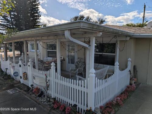 2050 N Shannon Avenue, Indialantic, FL 32903