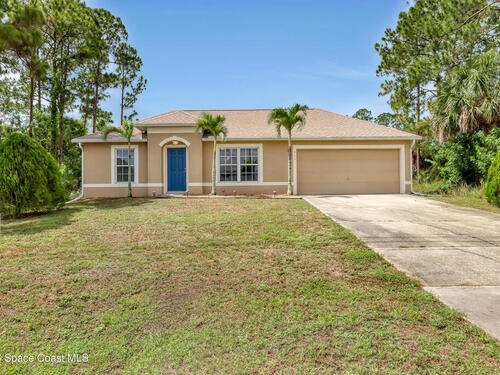 416 Osmosis Drive SE, Palm Bay, FL 32909