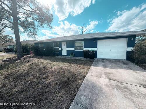 830 Hartley Avenue SW, Palm Bay, FL 32908