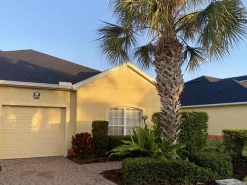 2974 Savoy Drive, Melbourne, FL 32940