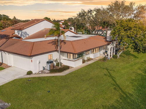 410 Parkside Place, Indian Harbour Beach, FL 32937