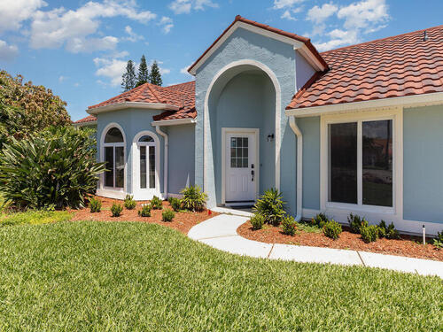 180 Waters Edge Lane, Indialantic, FL 32903