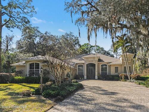 537 Acacia Avenue, Melbourne, FL 32904