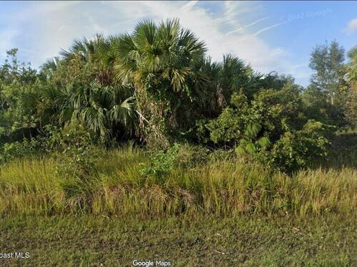 558 Hallcrest Street SW, Palm Bay, FL 32908