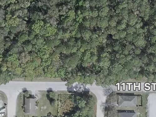 1225 11th Street SW, Vero Beach, FL 32962