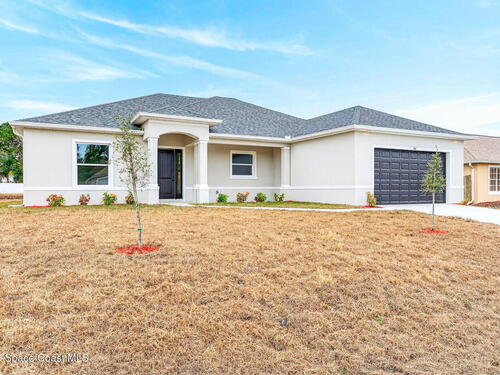 760 Starland Street SE, Palm Bay, FL 32909