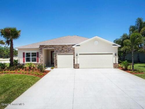1726 Kamsack Street NW, Palm Bay, FL 32907