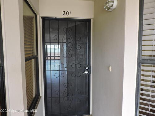 6240 E Mirror Lake Drive, Sebastian, FL 32958