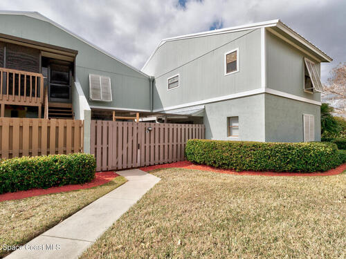 1136 Breezy Way, Sebastian, FL 32958