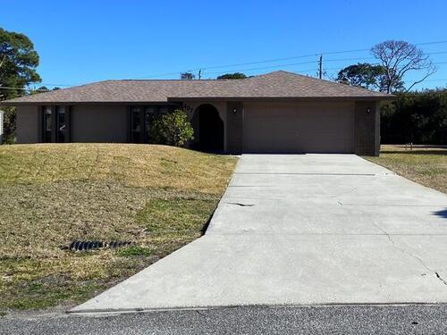 407 Heather Avenue NE, Palm Bay, FL 32907