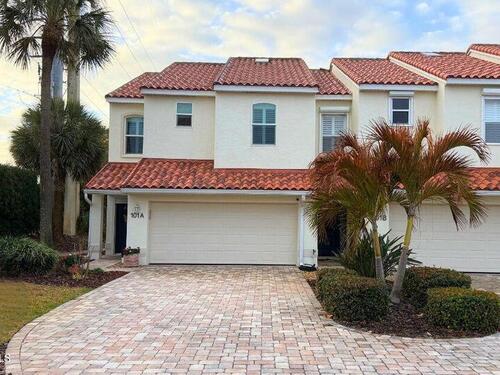 101 Melbourne Avenue, Indialantic, FL 32903