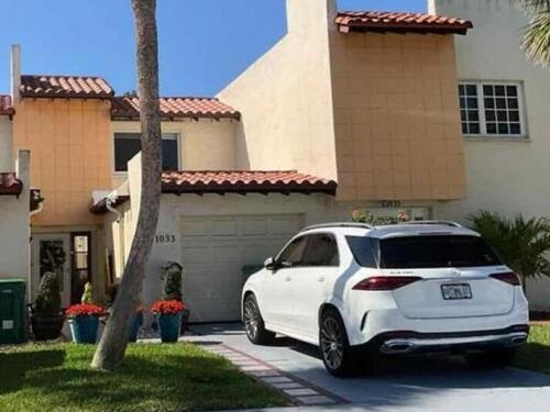 1033 Ashley Avenue, Indian Harbour Beach, FL 32937