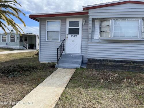 1142 Parkview Court NE, Palm Bay, FL 32907
