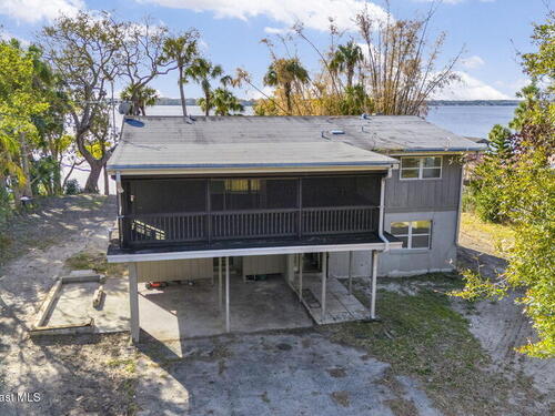 535 Robinhood Drive, Merritt Island, FL 32953