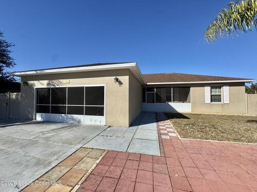 181 Del Monte Street NE, Palm Bay, FL 32907