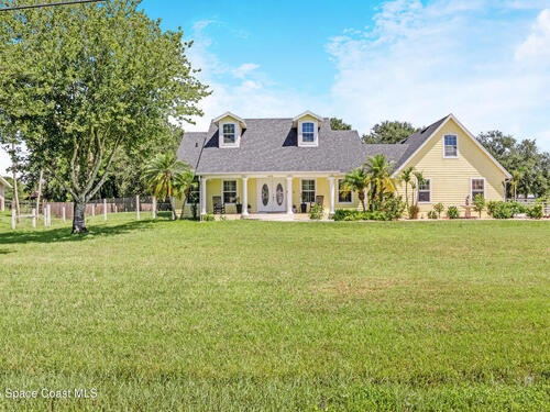 4985 Hamlin Circle, Mims, FL 32754