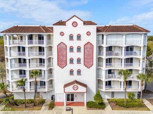 800 Del Rio Way, Merritt Island, FL 32953