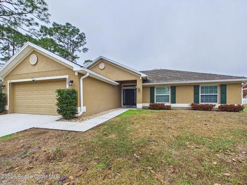 490 Tuloma Avenue SW, Palm Bay, FL 32908