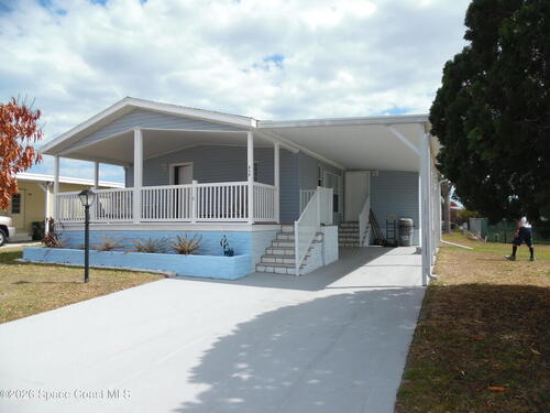 839 Wren Circle, Barefoot Bay, FL 32976