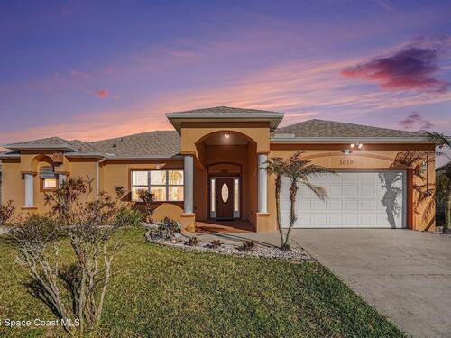 1619 Amador Avenue NW, Palm Bay, FL 32907