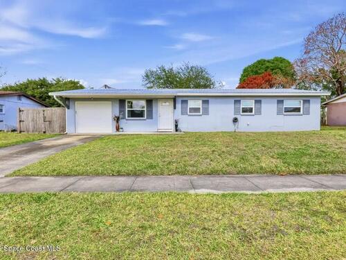 2660 Fountainhead Boulevard, Melbourne, FL 32935