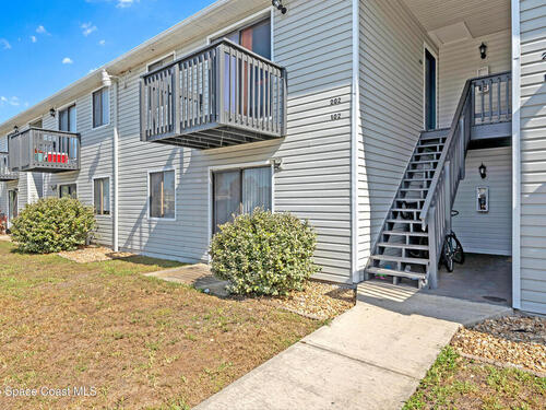 451 Mercury Avenue SE, Palm Bay, FL 32909