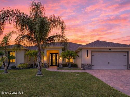 840 Hawks Ridge Court NE, Palm Bay, FL 32905