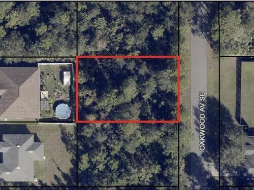 2912 Oakwood Avenue SE, Palm Bay, FL 32909